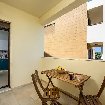 Rodini Anassa דירה *